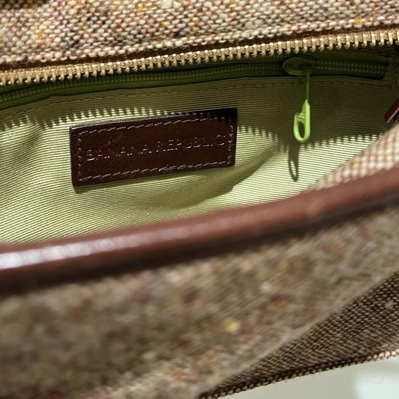 Genuine Leather and tweed Banana Republic mini bag- brown - Picture 7 of 8